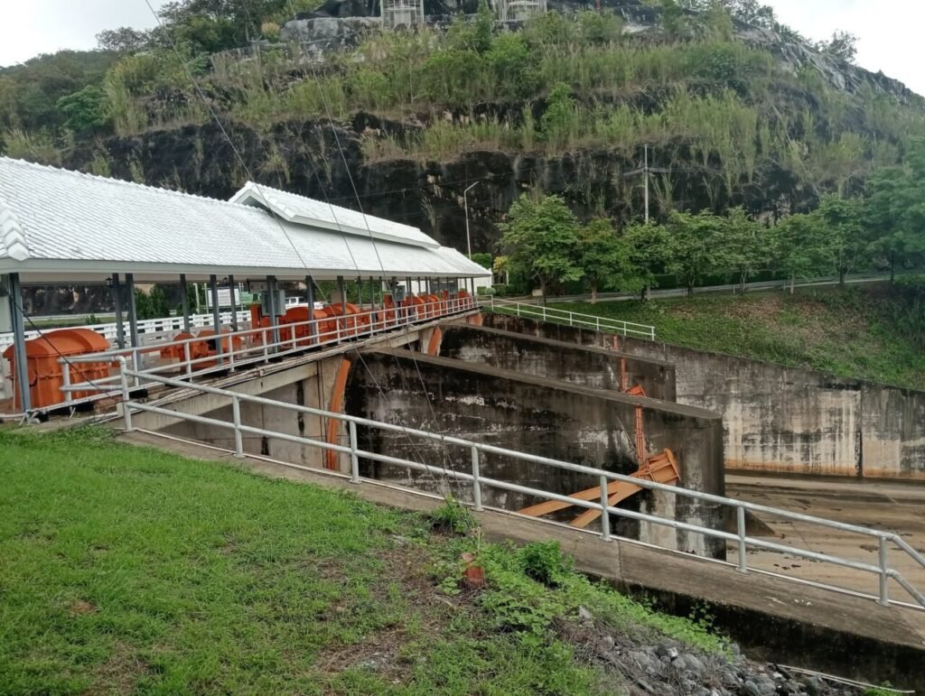 แผ่นดินไหว