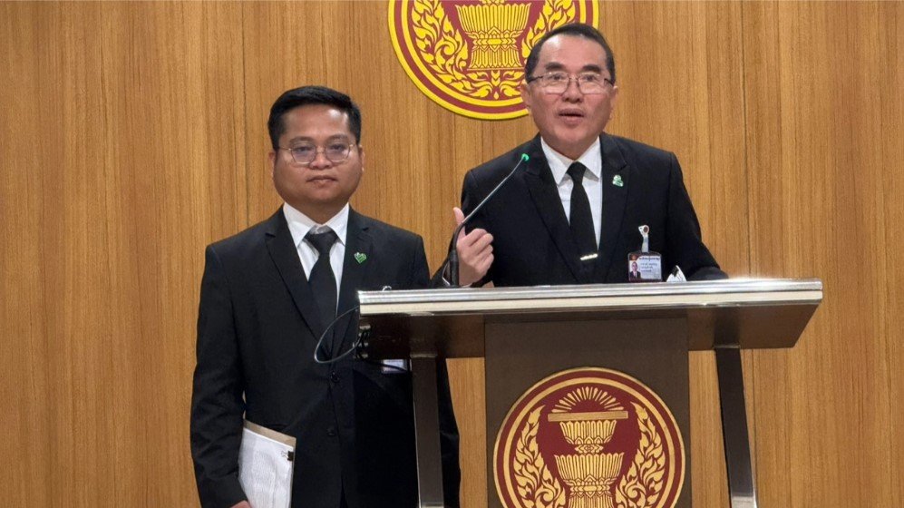 วรงค์ เดชกิจวิกรม